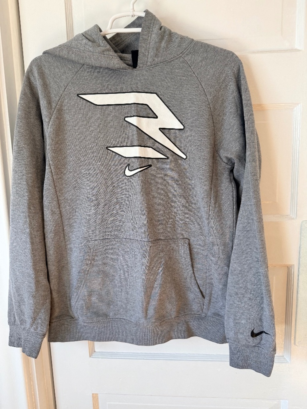 Nike boys pullover hoodie size XL